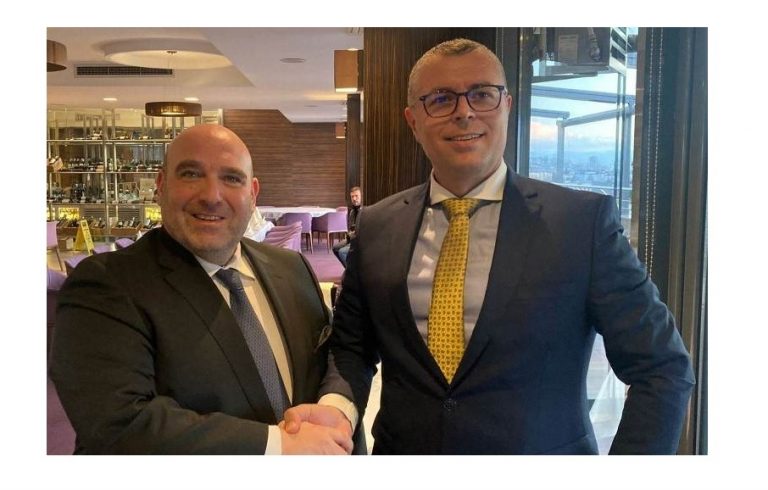 Kryetari i Këshillit të Bizneseve të Rajonit të Gjilanit Arsim Vranovci u takua me personin i cili ndihmoi në njohjen e Republikës së Kosovës nga shteti i Izraelit, David Ungar-Klein