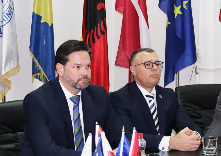 Falenderohet eurodeputeti Lukas Madl për kontributin dhe votimin që qytetarët e Kosovës të udhëtojnë pa viza në zonën schengen