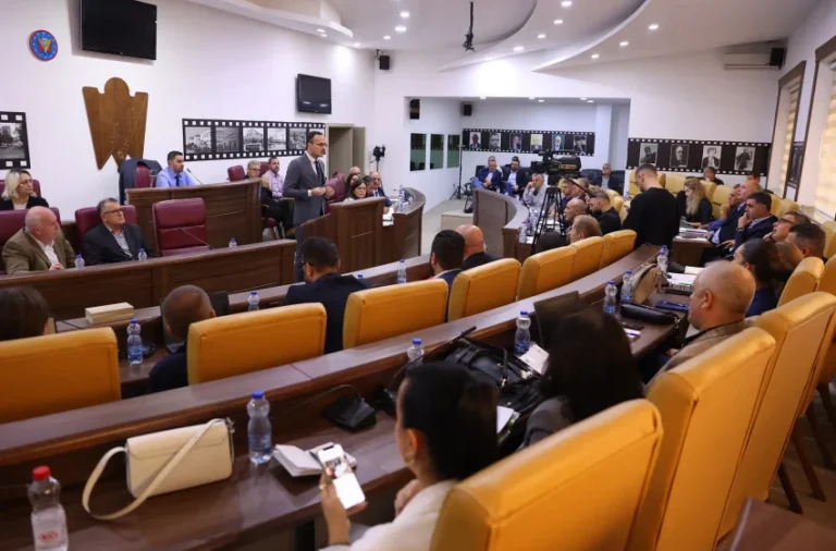 Hyseni: Kërkesën për shfuqizim të 16 vendimeve do ta sjellë sërish në Kuvend
