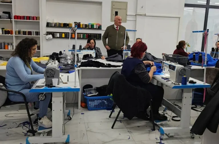 Kryetari i Vitisë ka vizituar fabrikën e tekstilit “Eagle KS” në Pozheran