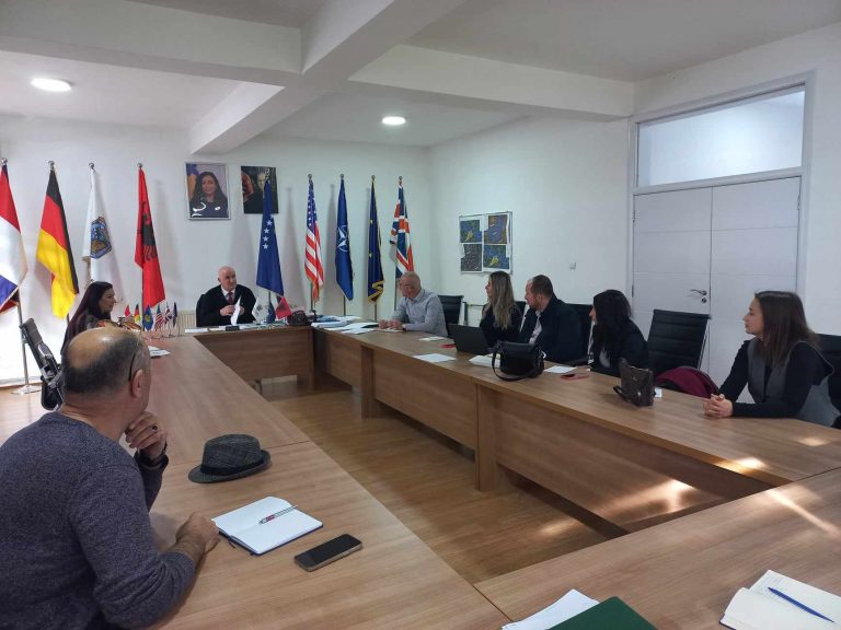 Kryetari Haliti nënshkruan marrëveshje bashkëpunimi me komunën e Gostivarit