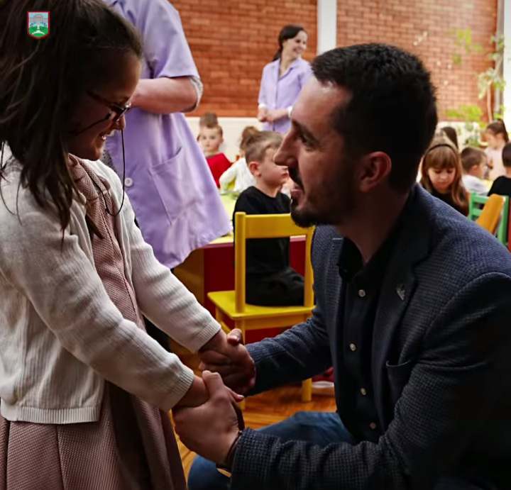 Komuna e Kamenicës me ndryshime të mëdha në çerdhen e fëmijëve