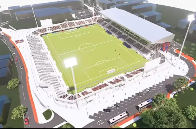 Kryetari Hyseni prezanton projektin e stadiumit të qytetit, kostoja 15 milionë euro