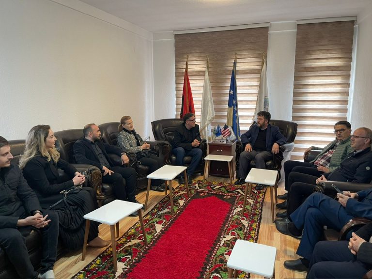 Në prag të muajit të shenjtë të Ramazait, kryetari z. Lutfi Haziri me bashkëpunëtorët viziton KBI-në