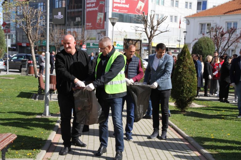 Nis e do të zhvillohet deri më 22 prill aksioni për pastrimin e ambientit në komunën e Vitisë