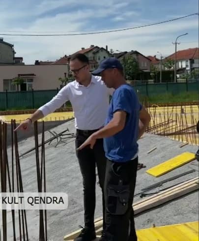 Kryetari i Gjilanit, inspekton punimet e disa projekteve