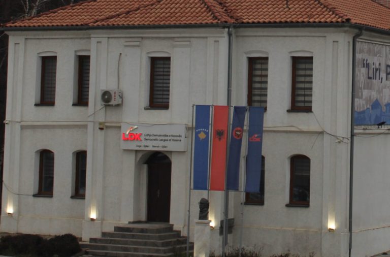 LDK: Ekzekutivi i Gjilanit po dëshiron ta ngulfasë kritikën
