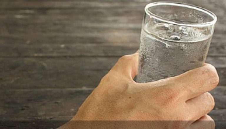 Menaxhimi i stresit – Mos harroni të ulni gotën!