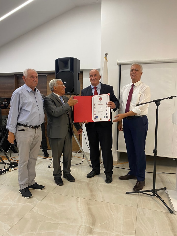 Nderohet me dekoratën e qytetit të Vitisë profesor Sebastian Nuiqi