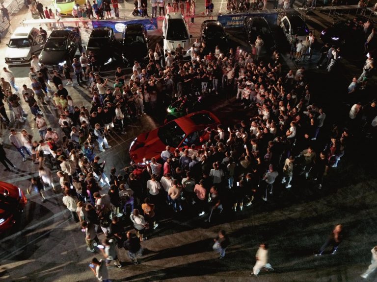Kryetari Rahimaj: Një mbrëmje e paharrueshme-Car Night Show