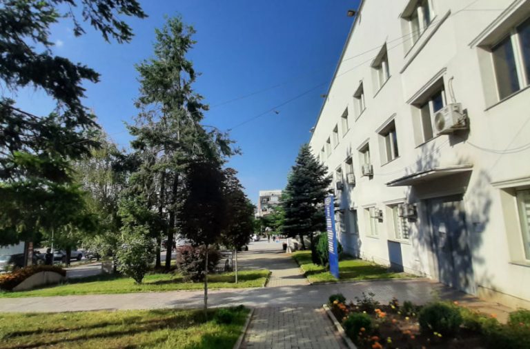 Marrëveshje bashkëpunimi mes komunës dhe mediave lokale për transmetim seancash dhe shpalljeve publike
