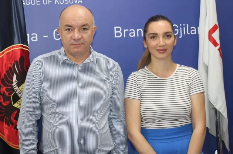 Ibrahimi kritikon ekzekutivin e Gjilanit: Regres i madh në projektet infrastrukturore