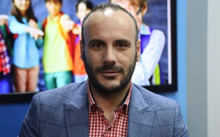 Politikanët e korruptuar janë arsye që shqiptarët largohen nga atdheu