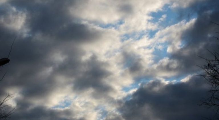 Bien pak temperaturat, parashikimi i motit për sot