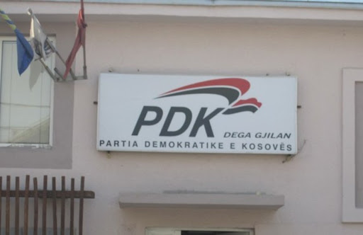 PDK: Komuna e Gjilanit brenda një viti dha tenderë mbi 500 mijë euro për kompanitë projektuese të Prishtinës, asnjë euro për kompanitë e Gjilanit