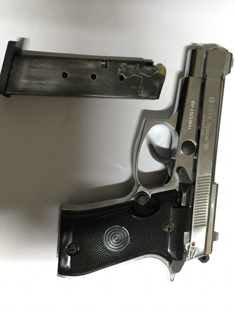 I konfiskohet pistoleta një personi në Gjilan