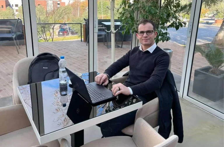 Rrjetet sociale dhe gjuha e urrejtjes