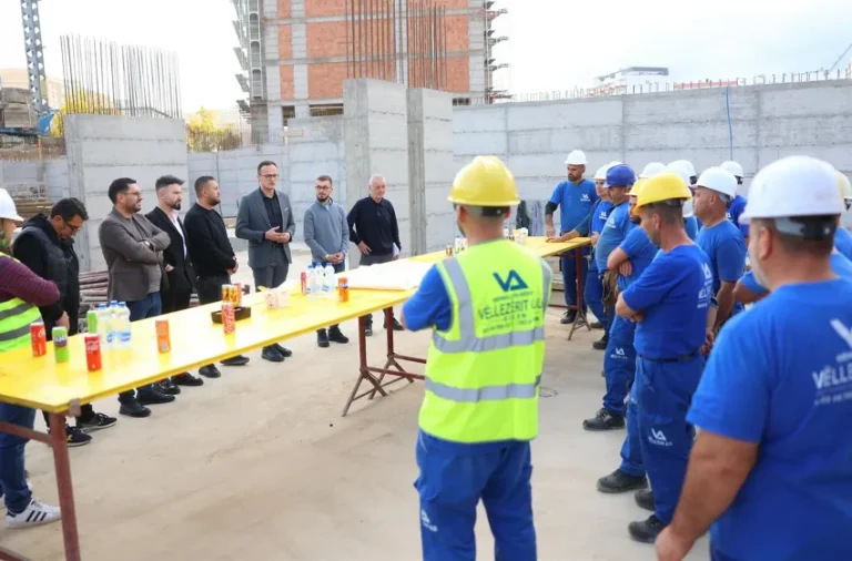 Gara e balotazhit: Aktivitetet ditore të Alban Hysenit