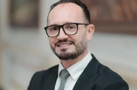 Dorëheqja është kurajo, jo dobësi