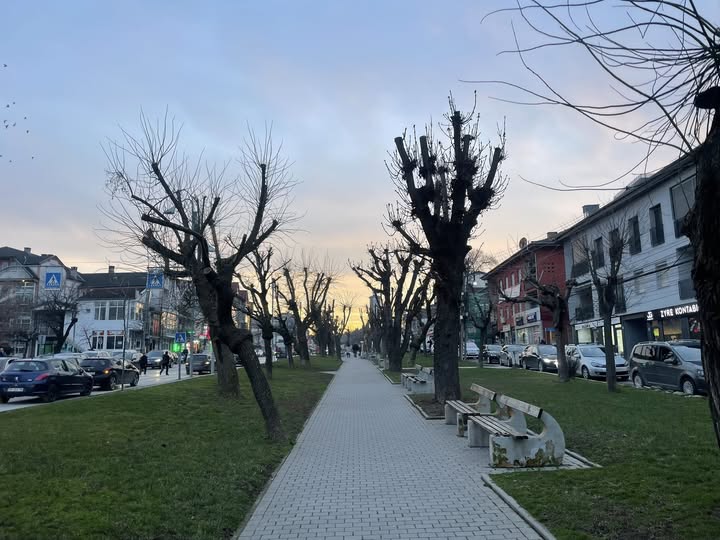 Sot moti fillon me diell, vranësirat shtohen gjatë ditës