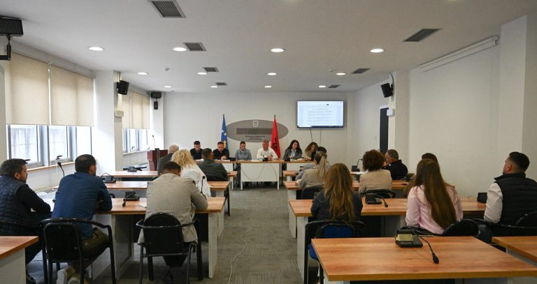 Mbahet konsultimi publik për Draft-Rregulloren për Kodin e Etikës së Komunës së Kamenicës